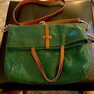 Sorial Snake skin fold over should bag.